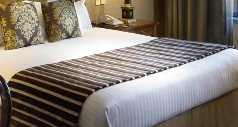 Stamford Plaza 5*