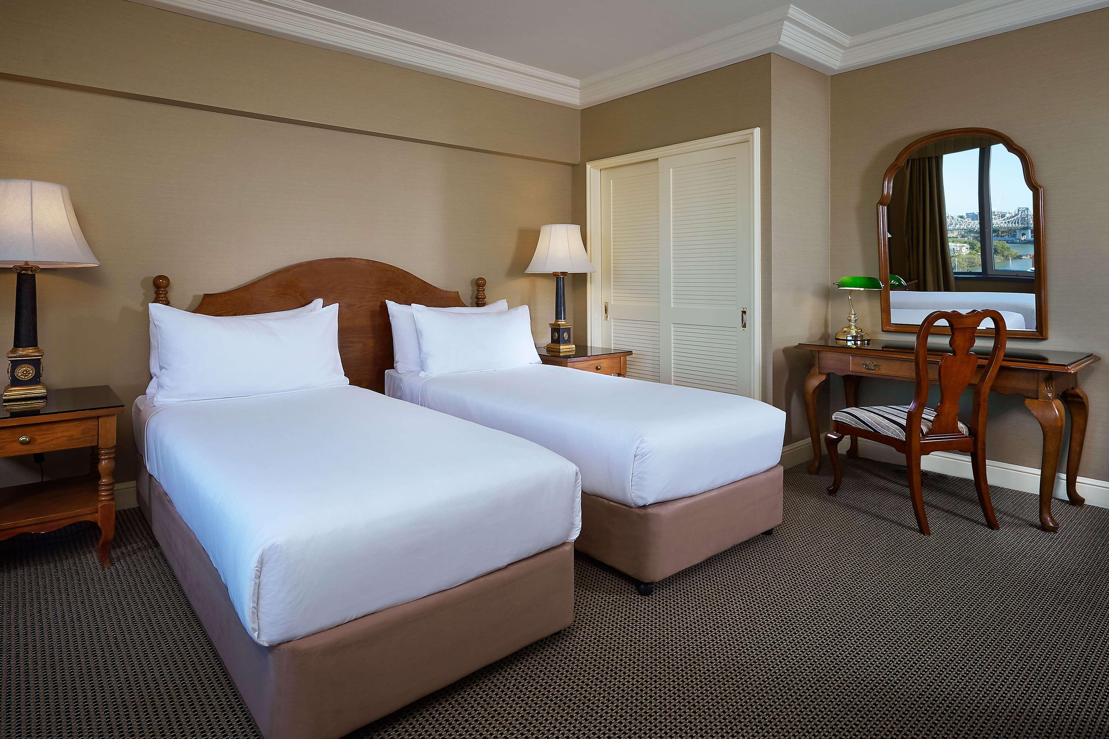 Hotel Stamford Plaza 5*